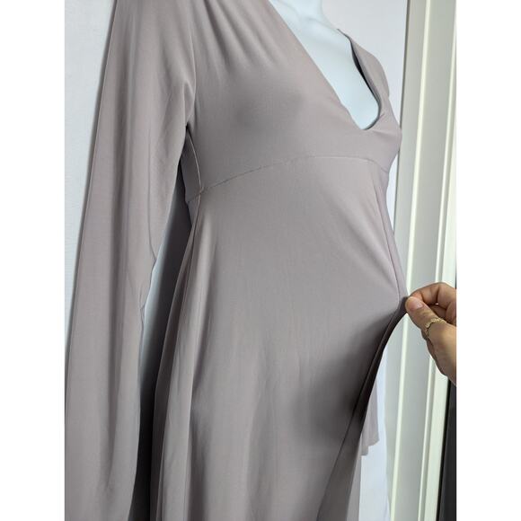 NWT Club L London My World Maternity Shoot Jumpsuit Taupe V Neck Long US 4 UK 8 - Picture 3 of 9